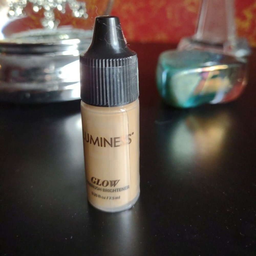 NEW! LUMINESS - Brightening GLOW - Airbrush Brightener Illuminator .25 oz SEALED